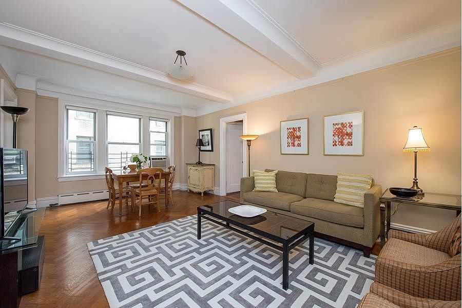 1st image of 250 W 94th St #7J