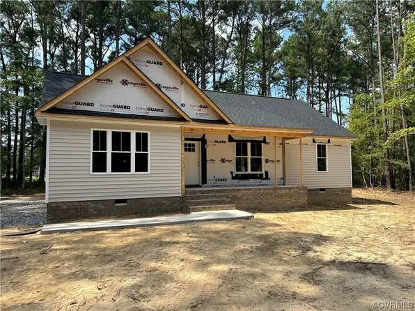 23640 Old Cox Rd, North Dinwiddie, VA 23803