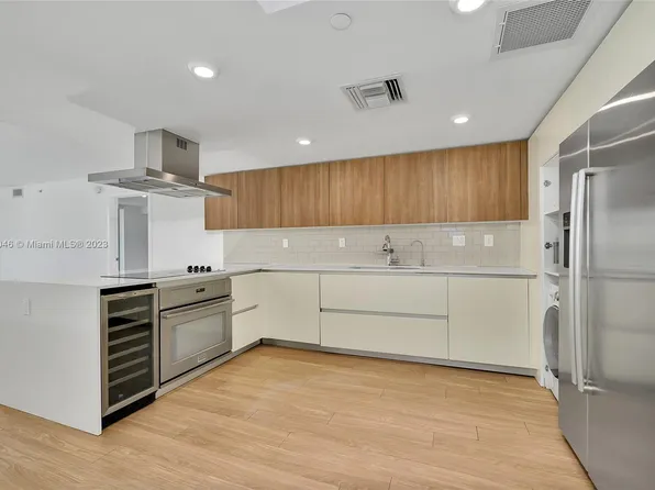 (undisclosed Address), Miami Beach, FL 33154