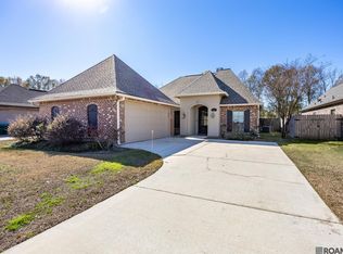 4045 Carolina Dr, Addis, LA 70710