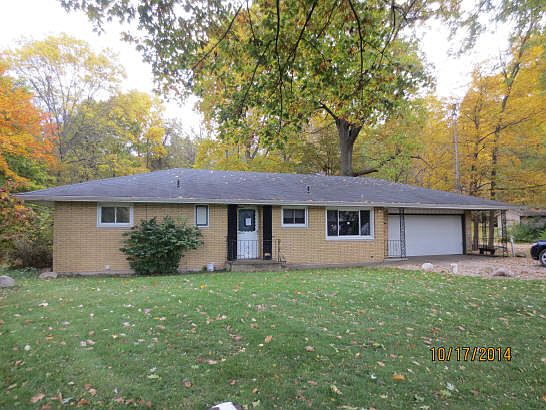 2nd image of 305 Woodland Dr