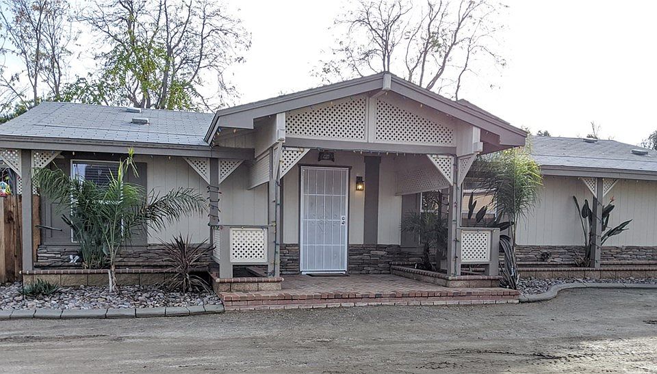 1st image of 31061 Hawthorne St