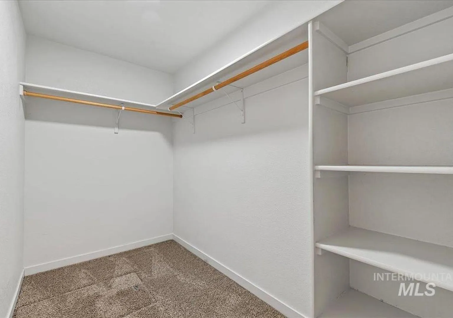 Unbeatable Meridian Home! 3 Bedroom Plus Office! — Photo 1
