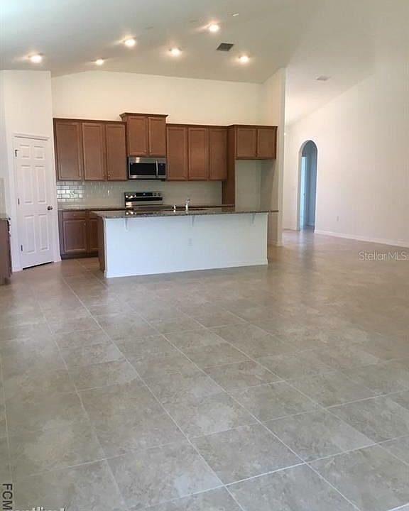 1st image of 42R Waters Dr