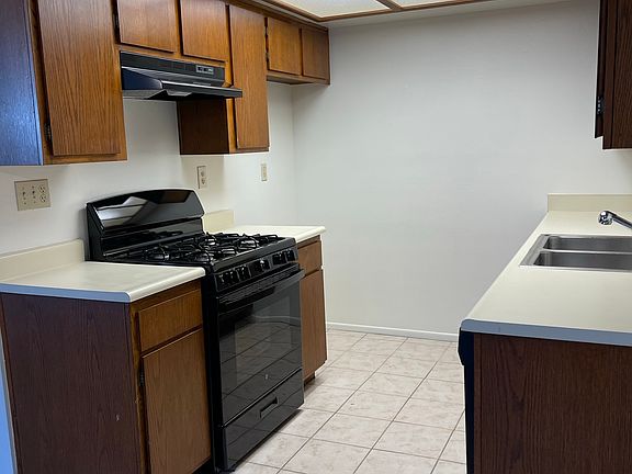5th image of 710 S 5th St APT E