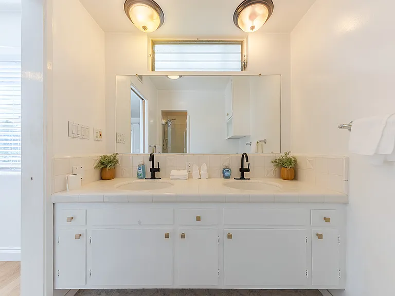 518 E La Sierra Dr — Photo 45