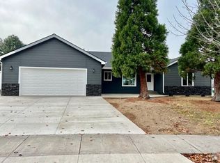 840 Quail Park Cir, Klamath Falls, OR 97601