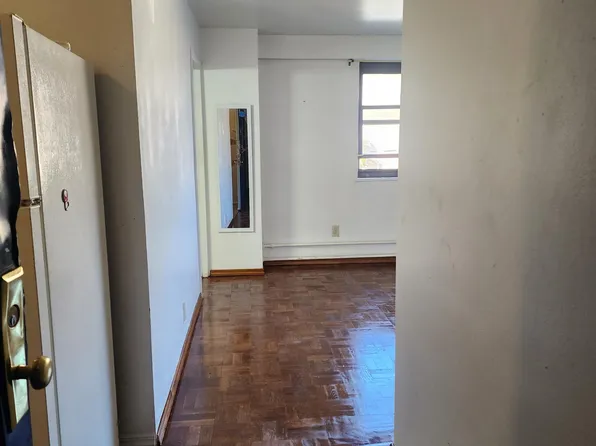 6515 Blvd East image 3 of 9