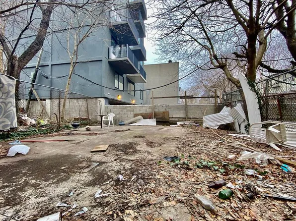 620 Wilson Avenue image 6 of 11