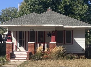 1220 W 8th St, Grand Island, NE 68801