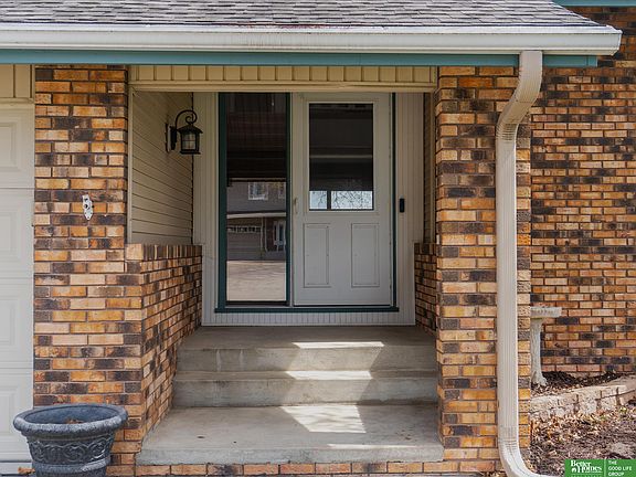 3rd image of 2029 S 164th Ave
