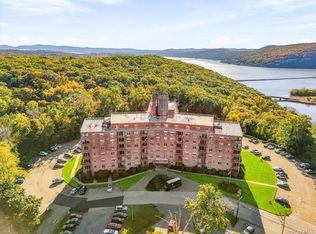 1 Lakeview Drive #3A, Peekskill, NY 10566