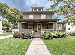 485 Mary Pl, Elgin, IL 60120