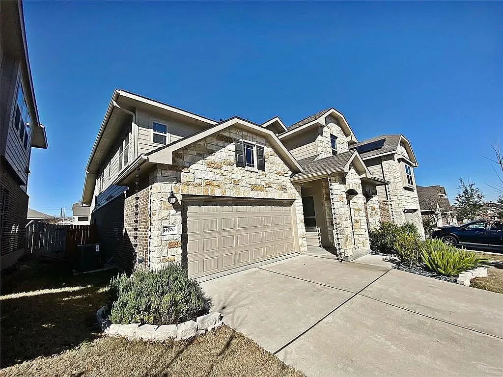 Building Photo - 14000 Cantata Ln
