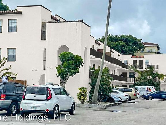 2nd image of 2705 NE 9th Ave APT 205