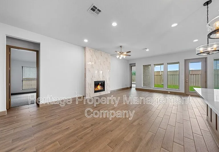 316 Hulda Trl — Photo 13