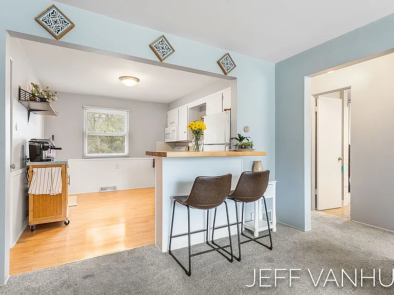 47 W 32nd St #47 — Photo 14