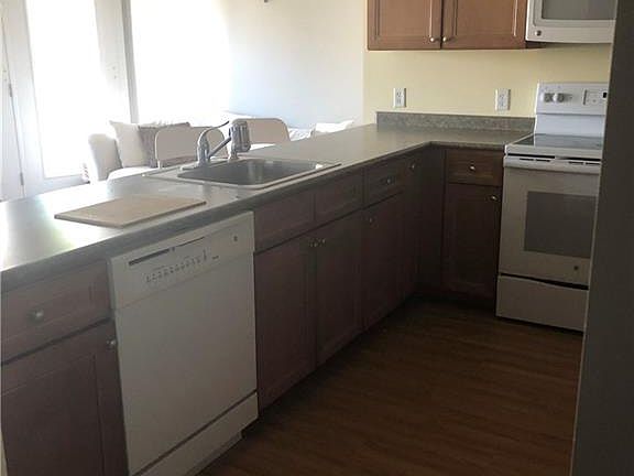 4th image of 3250 Fairfield Ave APT 114