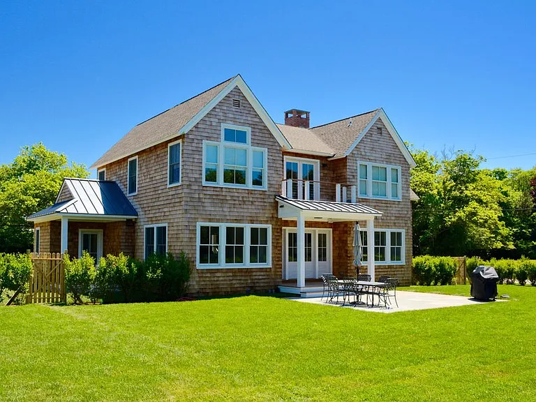 23 Gansett Ln — Photo 2