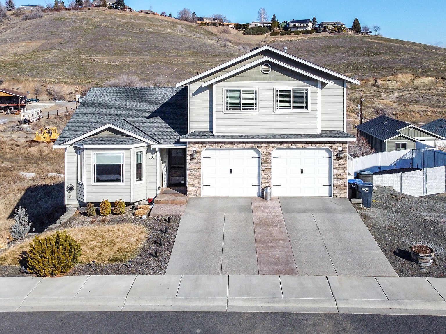 707 Terrace Dr, Selah, WA 98942 Zillow