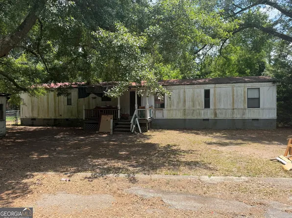 502 Romine Ct, Dublin, GA 31021