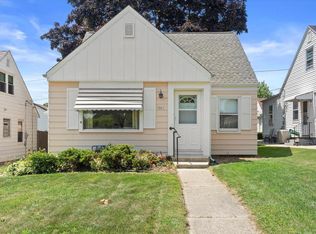 3667 S 18th St, Milwaukee, WI 53221