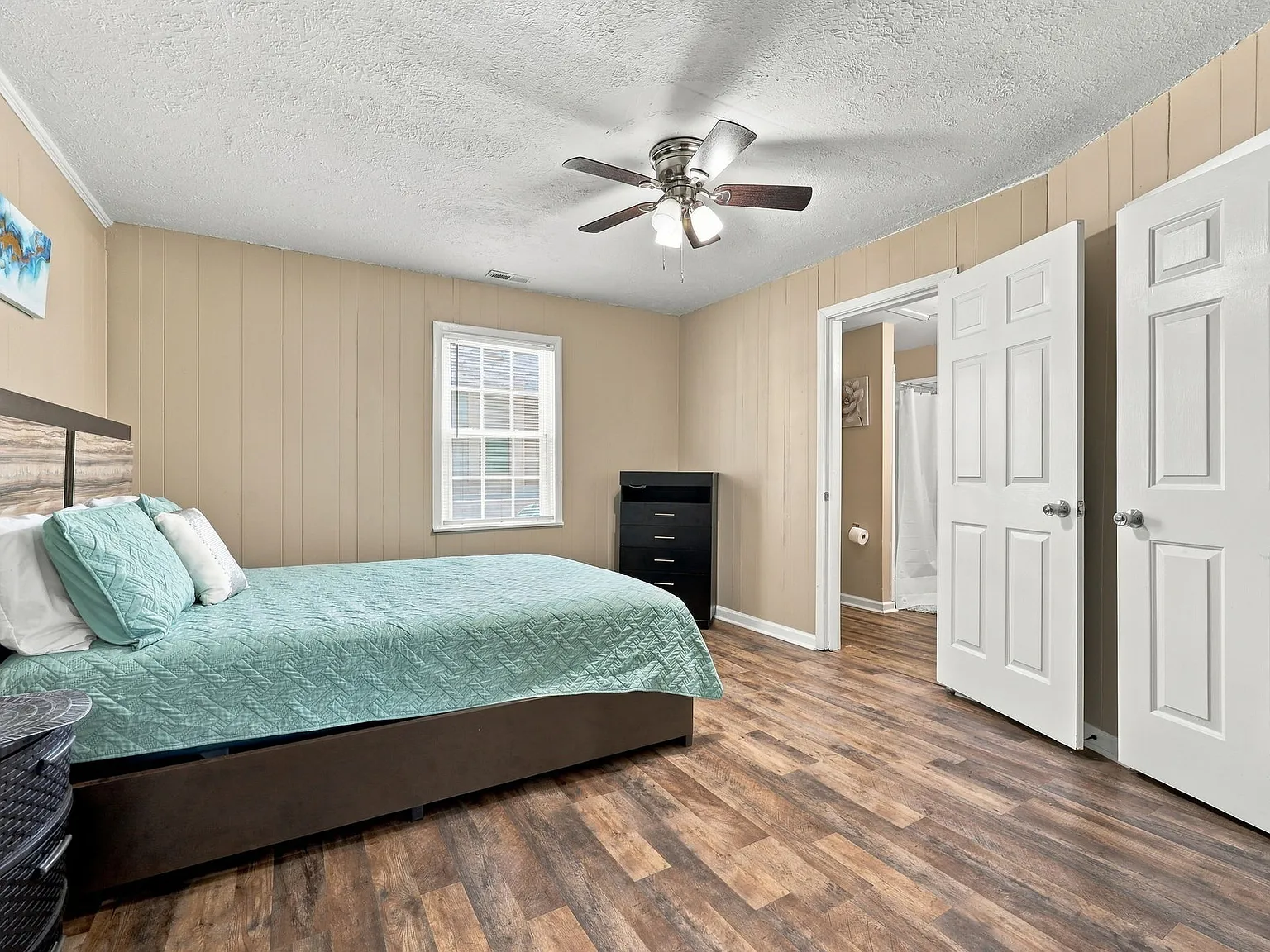 400 North Magnolia Avenue - 1 — Photo 3