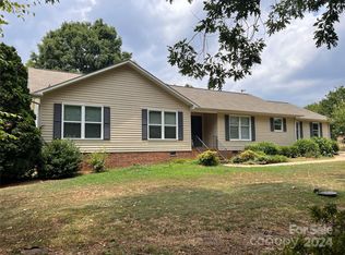 106 Lindsey Lee Ln, Shelby, NC 28152