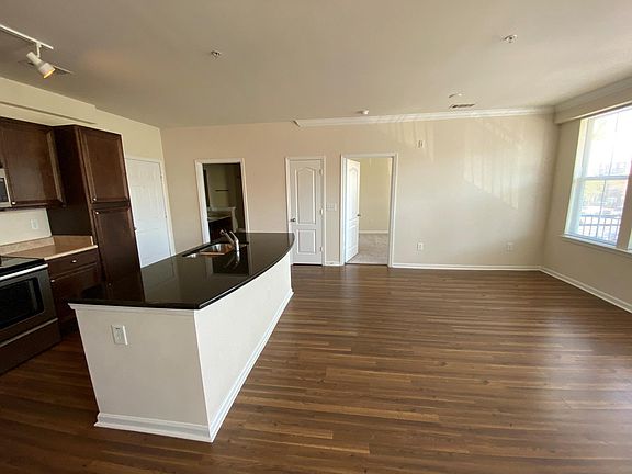 4th image of 1340 Appling Dr APT 205