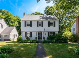 9 Holmes Ct, Darien, CT 06820