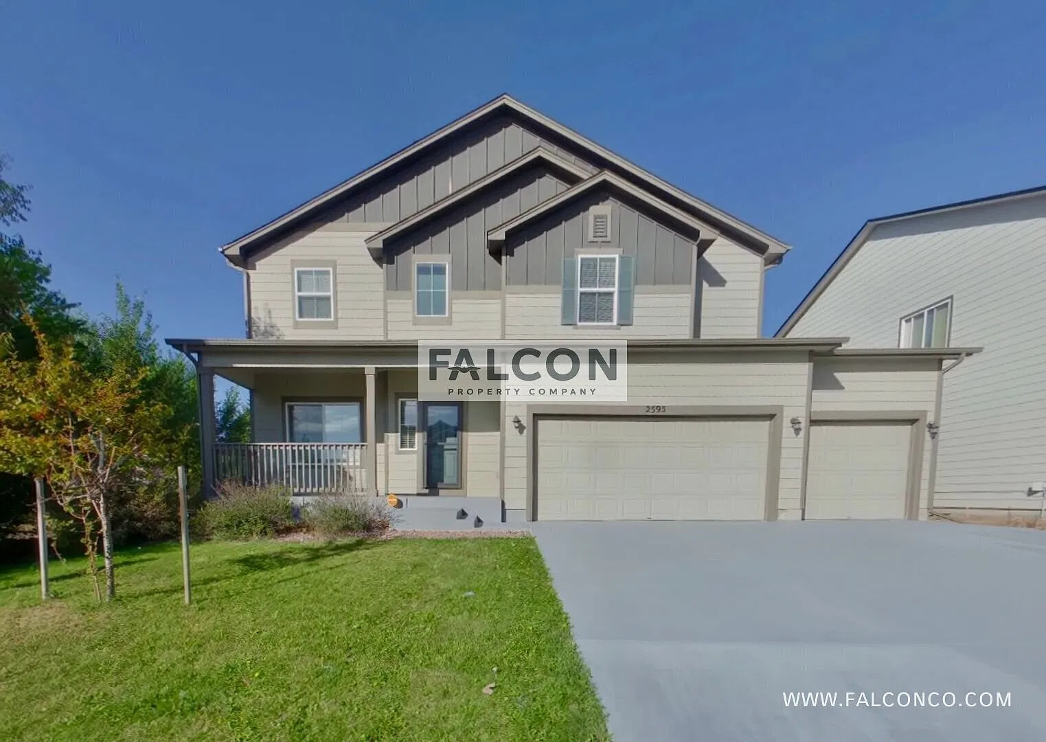 Elegant Home In Wilshire! — Photo 1