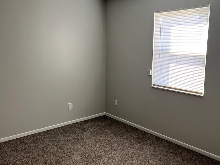 844 Pineway Dr — Photo 7