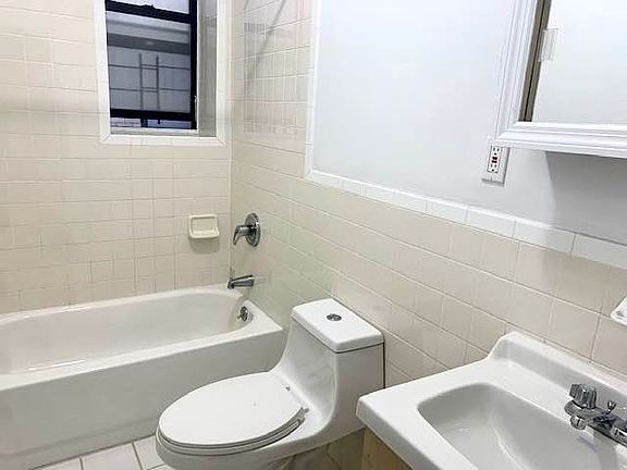5th image of 961 Saint Nicholas Ave APT 24