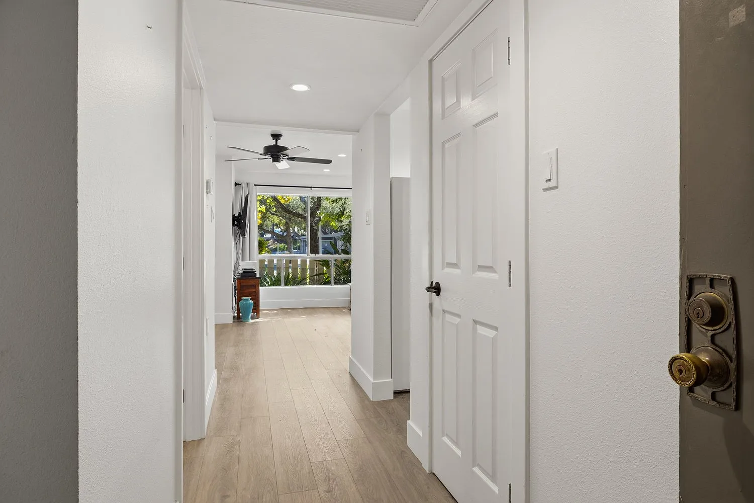 1 bed, 514 sqft, $2,100 — Photo 2