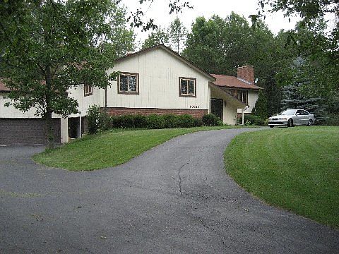 1st image of 10525 N Stratford Pl