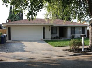 1066 Mirror Lake Dr, Merced, CA