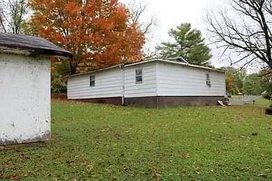5th image of 1401 E Lakeview Dr