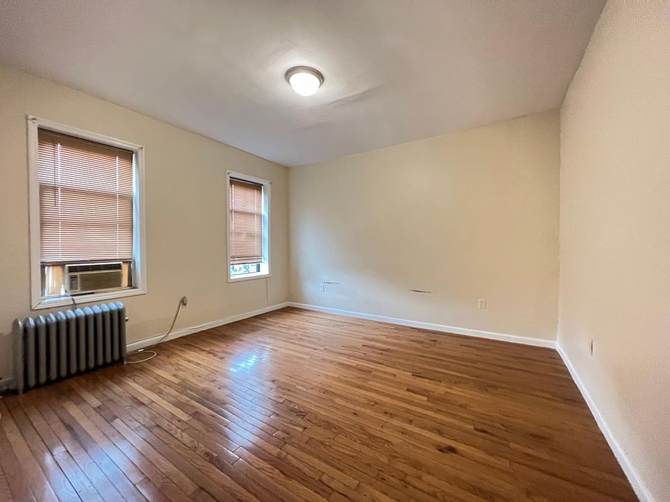 233 Weequahic Ave Apartments Newark, NJ Zillow