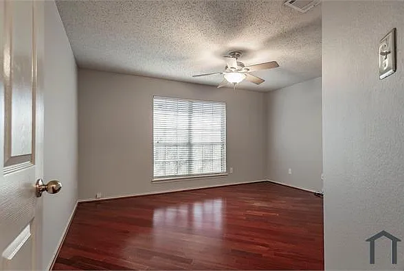 2817 Thrush Dr — Photo 16