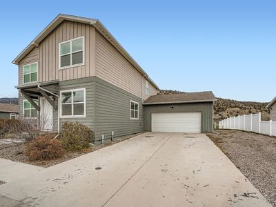 94 Salmon Loop, Gypsum, CO, 81637