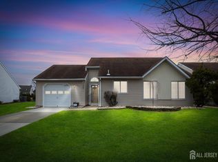 835 Vail Rd #A, Monroe Township, NJ 08831