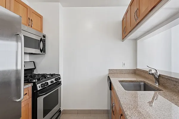 Sold by The Berkson Group | media 3