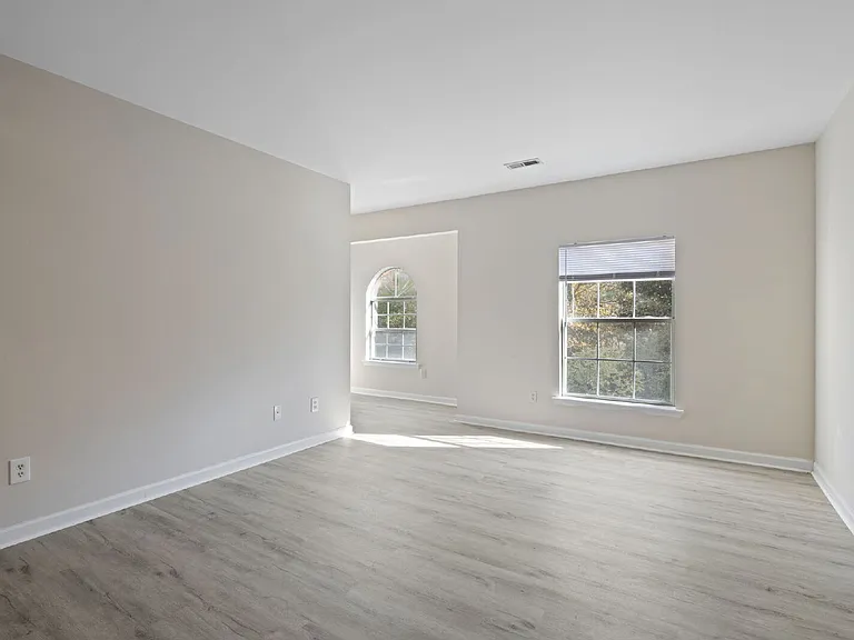 531 Clayton Rd — Photo 14