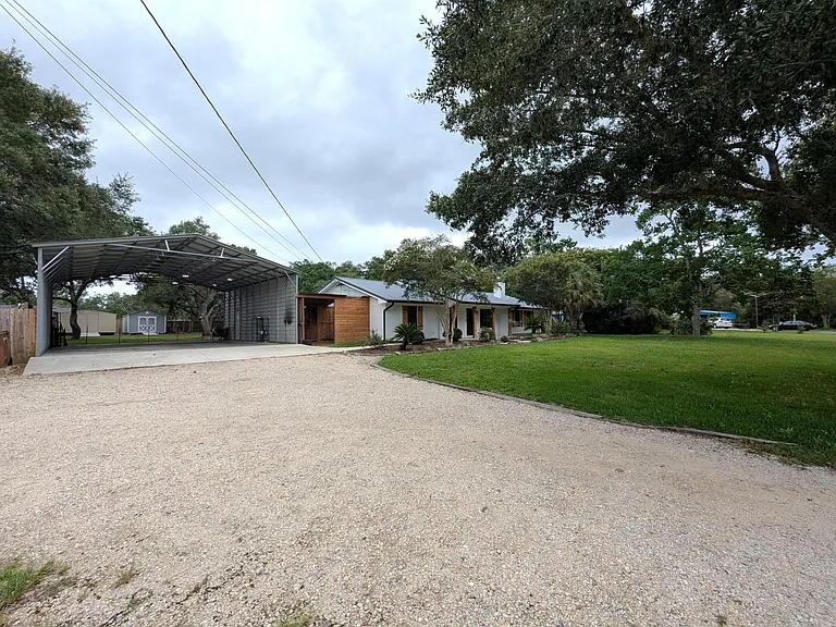 8717 Sand Pine Dr — Photo 43