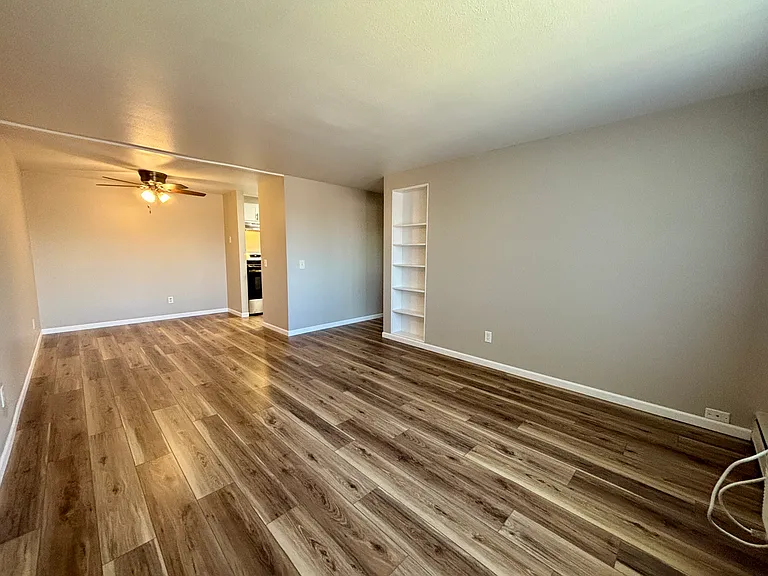 1120 Ann St #11 — Photo 7
