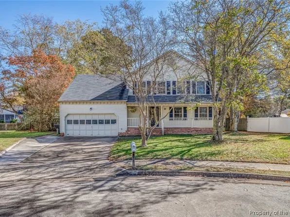1 Dunn Cir, Hampton, VA 23666