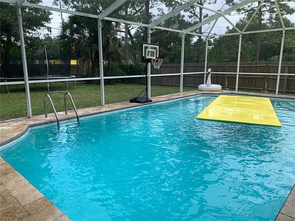 2nd image of 40 Harbor Lake Cir