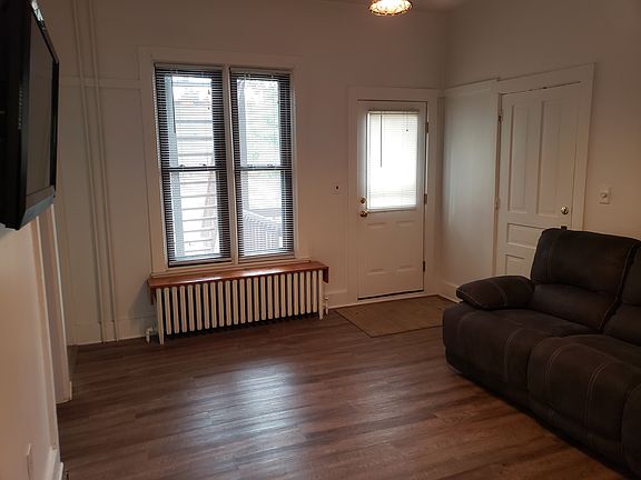 2nd image of 305 Judd Rd APT 2