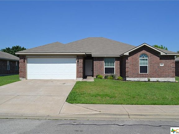 2nd image of 1607 Paint Brush Dr