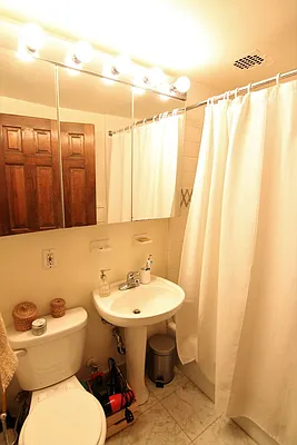 Rented by JK Dansar Corp | media 56